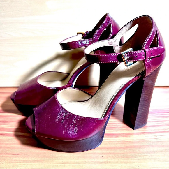 NEW MICHAEL KORS BLAKE Leather Plataform Sandals- Oxblood Size 7 - Picture 2 of 6